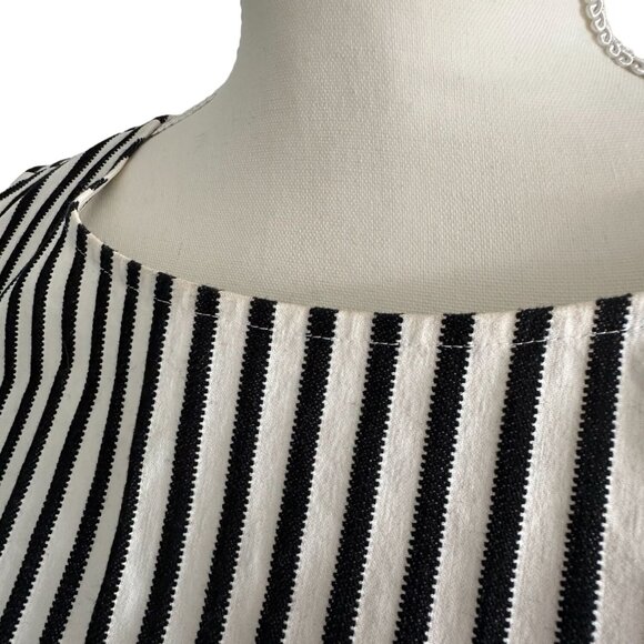 ST JOHN COLLECTION Striped Vintage Crewneck Dress Size 8 - Picture 5 of 8